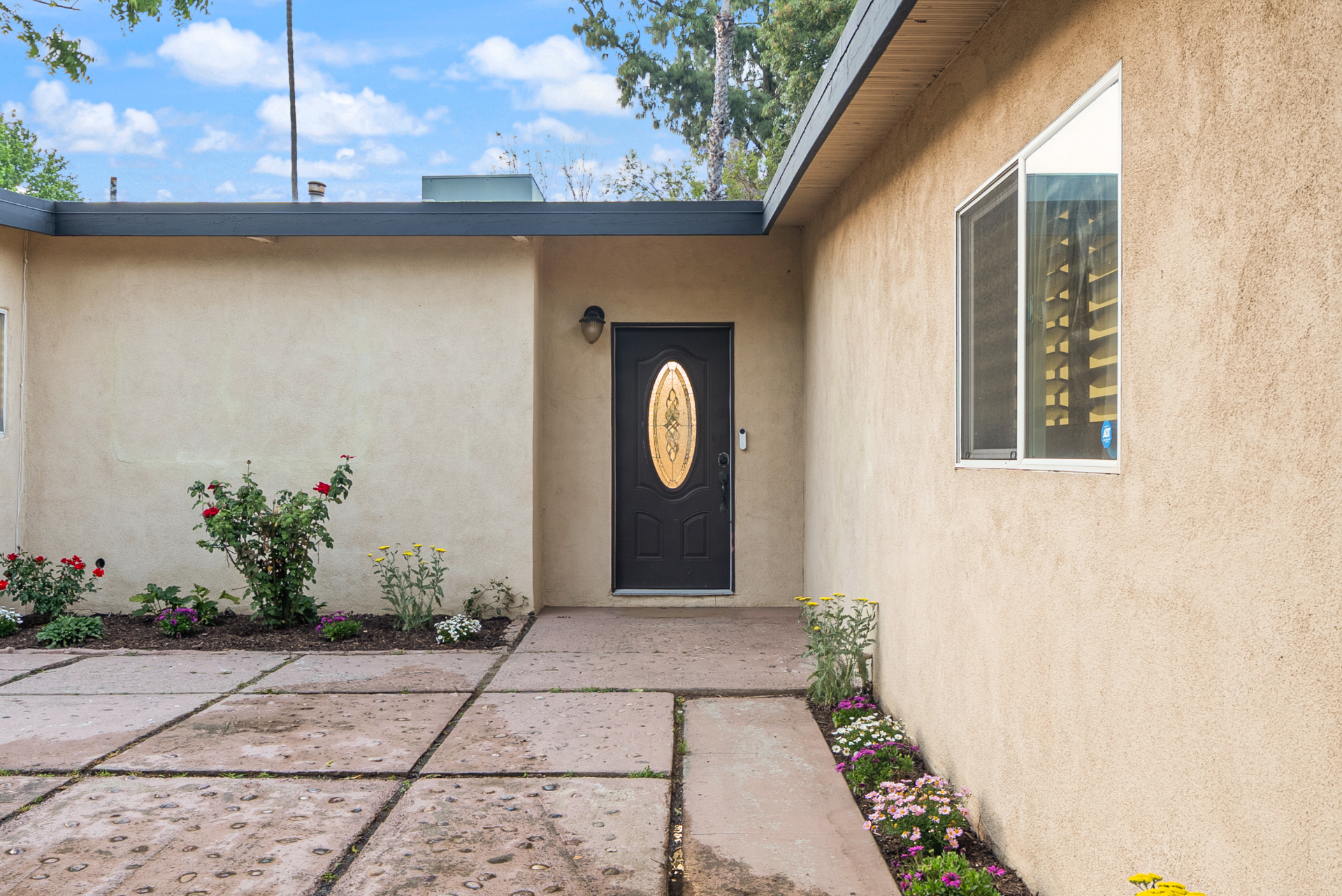 7740 Lindley Ave gallery image 12