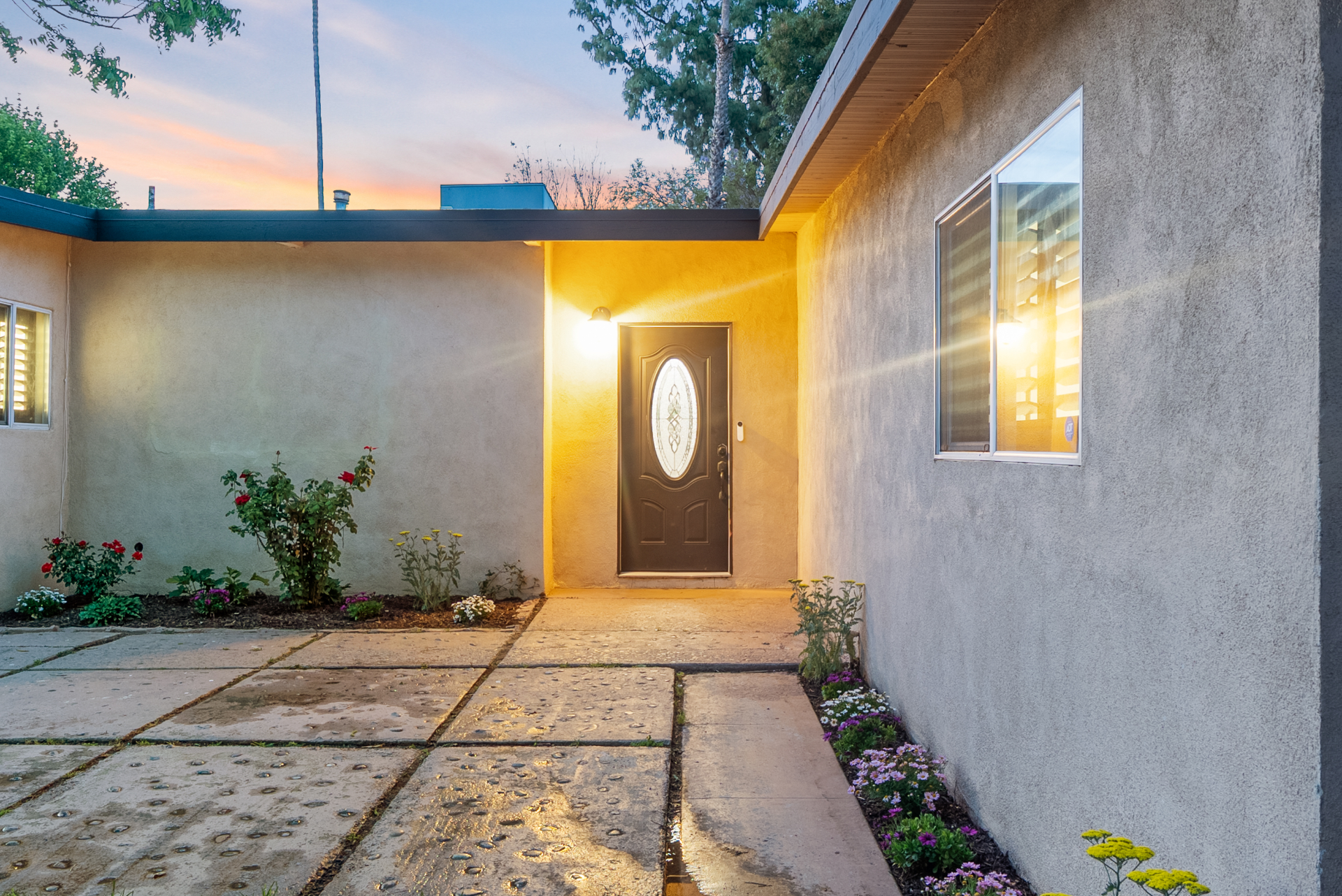 7740 Lindley Ave gallery image 2